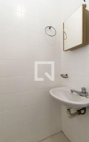 Apartamento à venda com 96m², 2 quartos e 1 vagaBanheiro de Serviço
