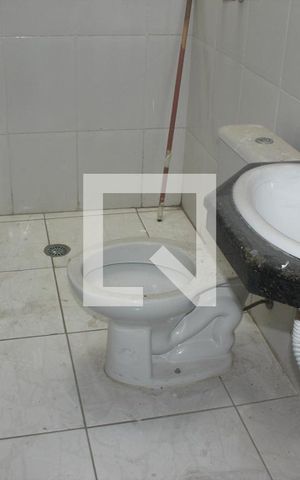 Casa à venda com 108m², 3 quartos e 2 vagasBanheiro