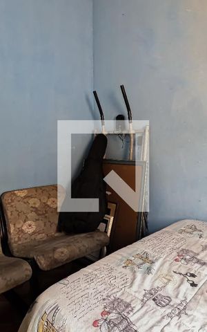 Casa à venda com 300m², 4 quartos e 2 vagas Casa à venda com 300m², 4 quartos e 2 vagasQuarto 2