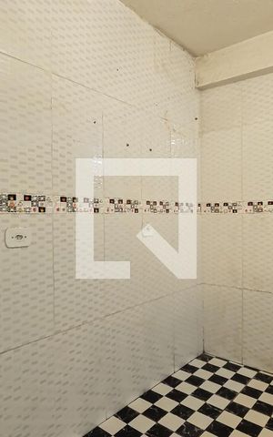 Casa à venda com 300m², 4 quartos e 2 vagas Casa à venda com 300m², 4 quartos e 2 vagasEdícula