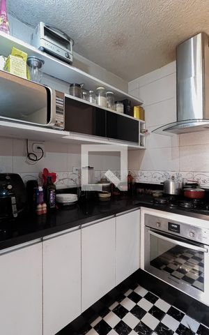 Casa à venda com 300m², 4 quartos e 2 vagas Casa à venda com 300m², 4 quartos e 2 vagasCozinha