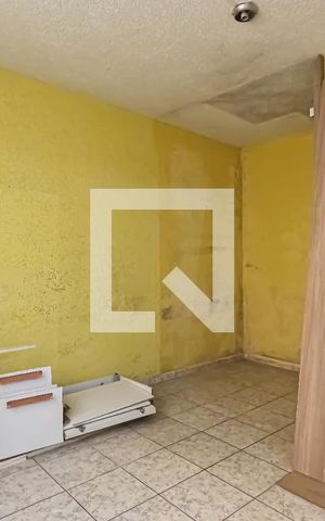 Casa à venda com 300m², 4 quartos e 2 vagas Casa à venda com 300m², 4 quartos e 2 vagasEdícula
