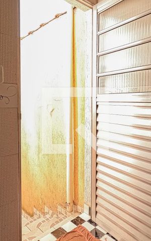 Casa à venda com 300m², 4 quartos e 2 vagas Casa à venda com 300m², 4 quartos e 2 vagasCozinha