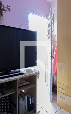 Casa à venda com 300m², 4 quartos e 2 vagas Casa à venda com 300m², 4 quartos e 2 vagasSuíte