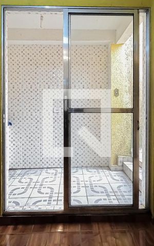 Casa à venda com 300m², 4 quartos e 2 vagas Casa à venda com 300m², 4 quartos e 2 vagasEdícula