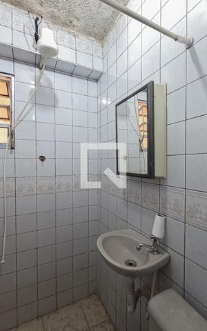 Casa à venda com 300m², 4 quartos e 2 vagas Casa à venda com 300m², 4 quartos e 2 vagasEdícula