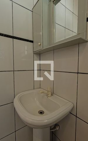 Casa à venda com 300m², 4 quartos e 2 vagas Casa à venda com 300m², 4 quartos e 2 vagasBanheiro de Serviço