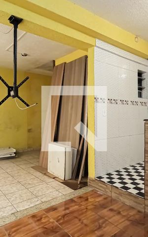 Casa à venda com 300m², 4 quartos e 2 vagas Casa à venda com 300m², 4 quartos e 2 vagasEdícula