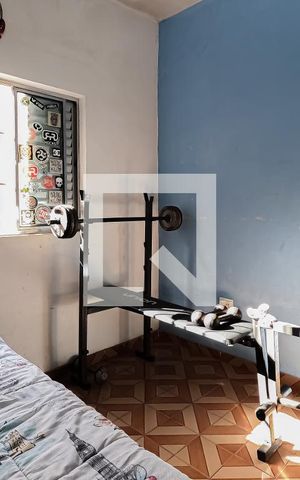 Casa à venda com 300m², 4 quartos e 2 vagas Casa à venda com 300m², 4 quartos e 2 vagasQuarto 2