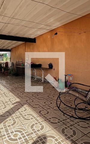 Casa à venda com 300m², 4 quartos e 2 vagas Casa à venda com 300m², 4 quartos e 2 vagasÁrea de Serviço