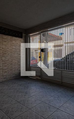 Casa à venda com 300m², 4 quartos e 2 vagas Casa à venda com 300m², 4 quartos e 2 vagasGaragem