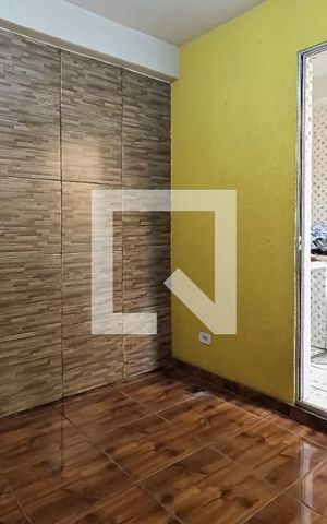 Casa à venda com 300m², 4 quartos e 2 vagas Casa à venda com 300m², 4 quartos e 2 vagasEdícula