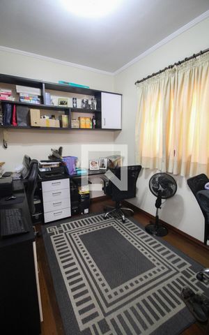 Casa à venda com 415m², 4 quartos e 6 vagasescritorio