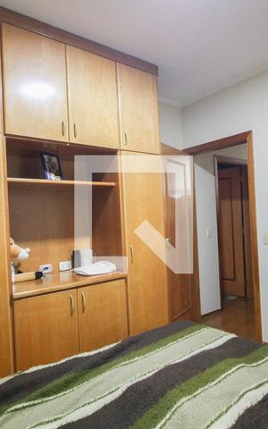 Casa à venda com 415m², 4 quartos e 6 vagasquarto 4
