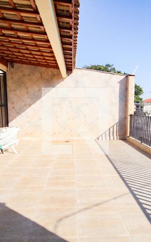 Casa à venda com 415m², 4 quartos e 6 vagasquintal