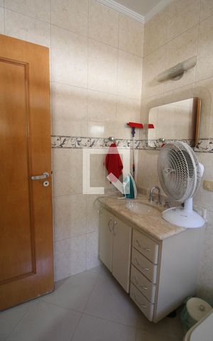 Casa à venda com 415m², 4 quartos e 6 vagassuite quarto 3