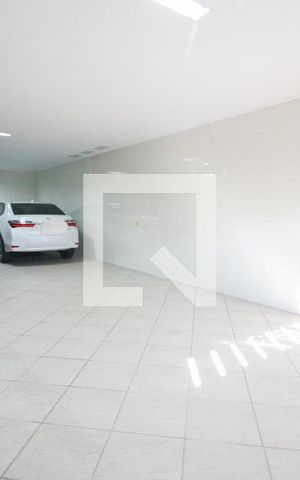 Casa à venda com 415m², 4 quartos e 6 vagasgaragem