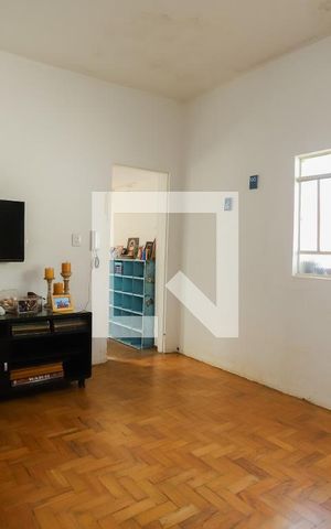 Casa à venda com 110m², 2 quartos e 1 vagaSala