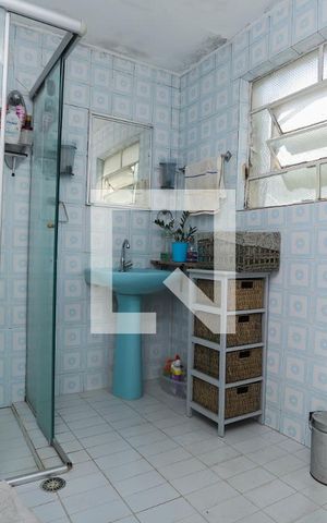 Casa à venda com 110m², 2 quartos e 1 vagaBanheiro Social