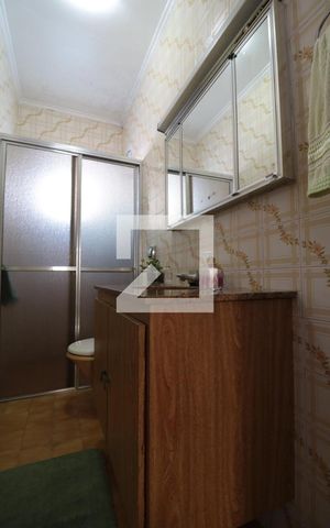 Casa à venda com 153m², 4 quartos e 2 vagasBanheiro da Suite  