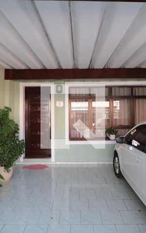 Casa à venda com 153m², 4 quartos e 2 vagasGaragem