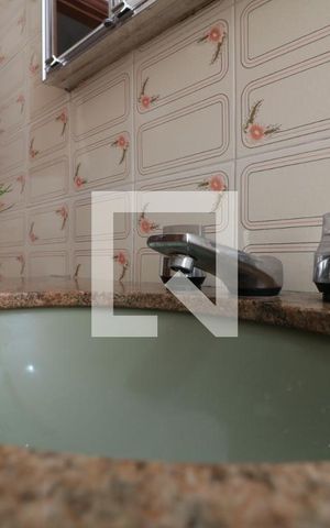 Casa à venda com 153m², 4 quartos e 2 vagasBanheiro Social - pia
