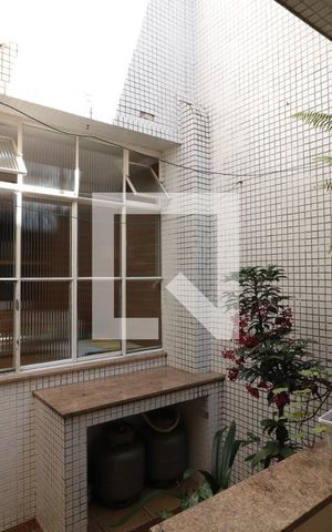 Casa à venda com 153m², 4 quartos e 2 vagasÁrea de Serviço