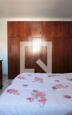 Casa à venda com 153m², 4 quartos e 2 vagasSuite 