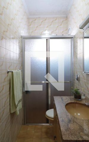 Casa à venda com 153m², 4 quartos e 2 vagasBanheiro da Suite  