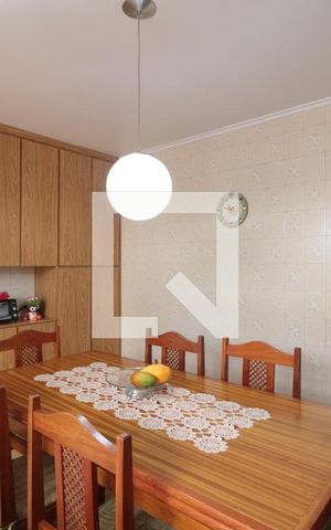 Casa à venda com 153m², 4 quartos e 2 vagasCopa e Cozinha 