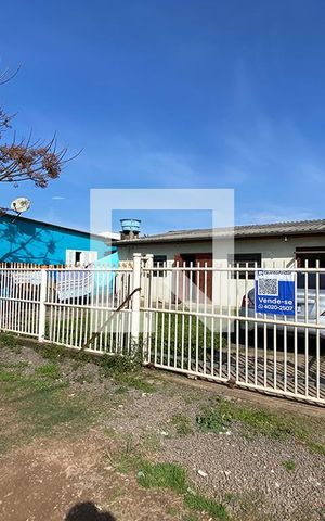 Casa à venda com 100m², 3 quartos e 1 vagaFachada