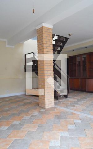 Casa à venda com 320m², 3 quartos e 1 vagaSala casa 2