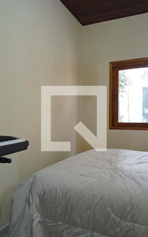 Casa à venda com 320m², 3 quartos e 1 vagaQuarto casa 1