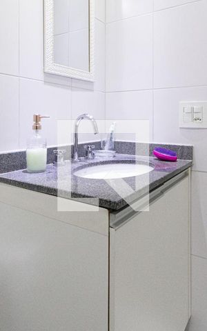 Apartamento à venda com 100m², 2 quartos e 1 vaga Apartamento à venda com 100m², 2 quartos e 1 vagaBanheiro