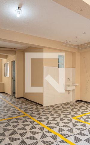 Casa para alugar com 80m², 2 quartos e 1 vaga Casa para alugar com 80m², 2 quartos e 1 vagaGaragem