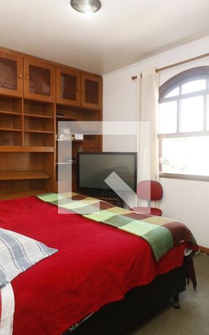 Casa à venda com 196m², 3 quartos e 2 vagasQuarto 2