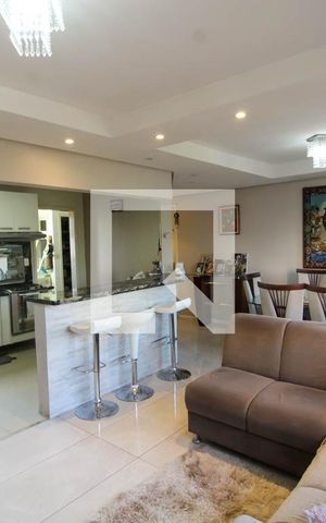 Apartamento à venda com 118m², 3 quartos e 1 vaga Apartamento à venda com 118m², 3 quartos e 1 vagaSala