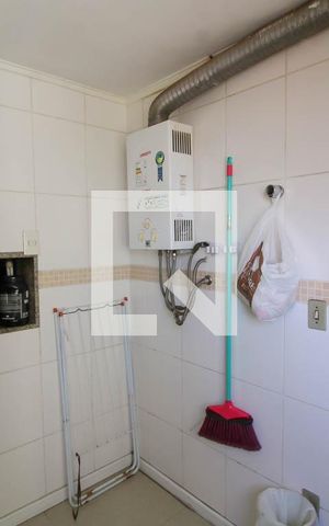Apartamento à venda com 118m², 3 quartos e 1 vaga Apartamento à venda com 118m², 3 quartos e 1 vagaÁrea de Serviço