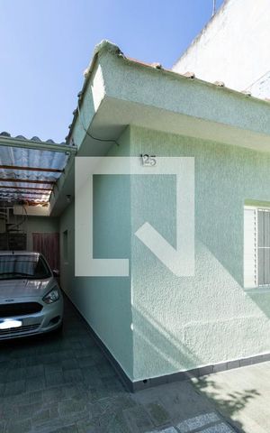 Casa à venda com 70m², 2 quartos e 2 vagas Casa à venda com 70m², 2 quartos e 2 vagasÁrea Externa