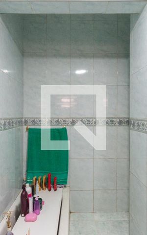 Apartamento à venda com 73m², 2 quartos e sem vagaBanheiro