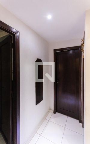 Apartamento à venda com 73m², 2 quartos e sem vagaCorredor