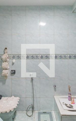 Apartamento à venda com 73m², 2 quartos e sem vagaBanheiro