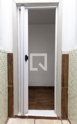 Casa para alugar com 230m², 6 quartos e 5 vagas Casa para alugar com 230m², 6 quartos e 5 vagasBanheiro