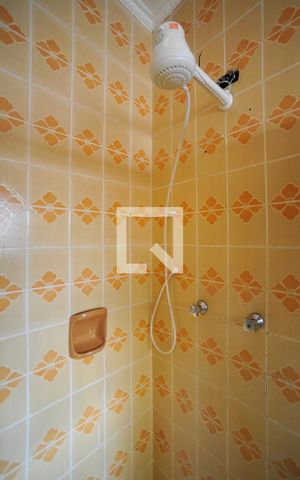 Casa à venda com 240m², 3 quartos e 3 vagasBanheiro