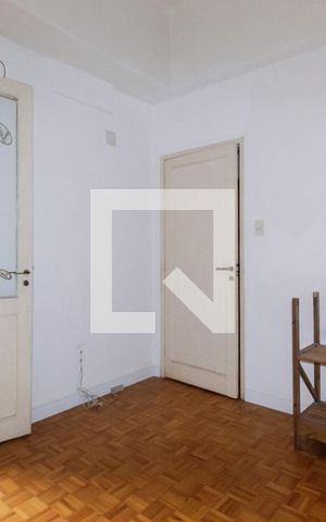 Apartamento para alugar com 77m², 3 quartos e 1 vagaEscritório