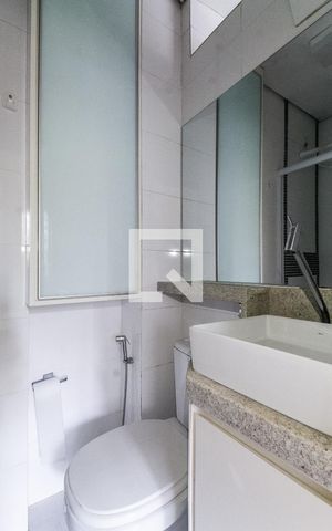 Apartamento para alugar com 77m², 3 quartos e 1 vagaBanheiro da suíte