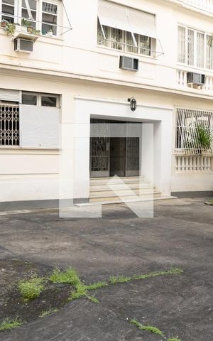 Apartamento à venda com 130m², 3 quartos e sem vaga Apartamento à venda com 130m², 3 quartos e sem vagaÁrea comum - Vista da sala