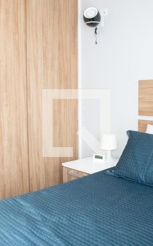 Casa à venda com 200m², 3 quartos e 4 vagas Casa à venda com 200m², 3 quartos e 4 vagasQuarto 3