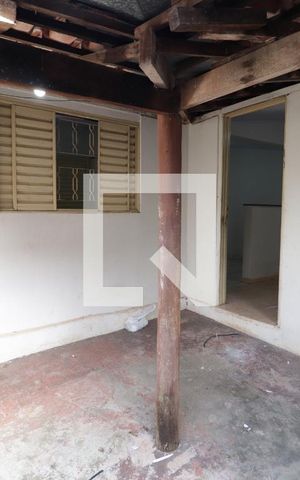 Casa para alugar com 35m², 1 quarto e sem vagaQuintal