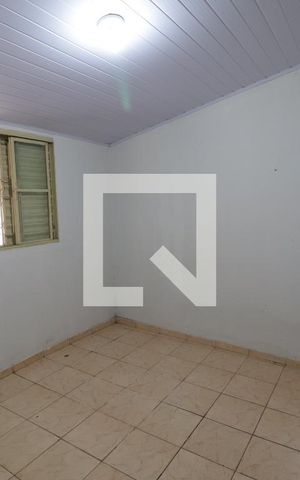 Casa para alugar com 35m², 1 quarto e sem vagaQuarto